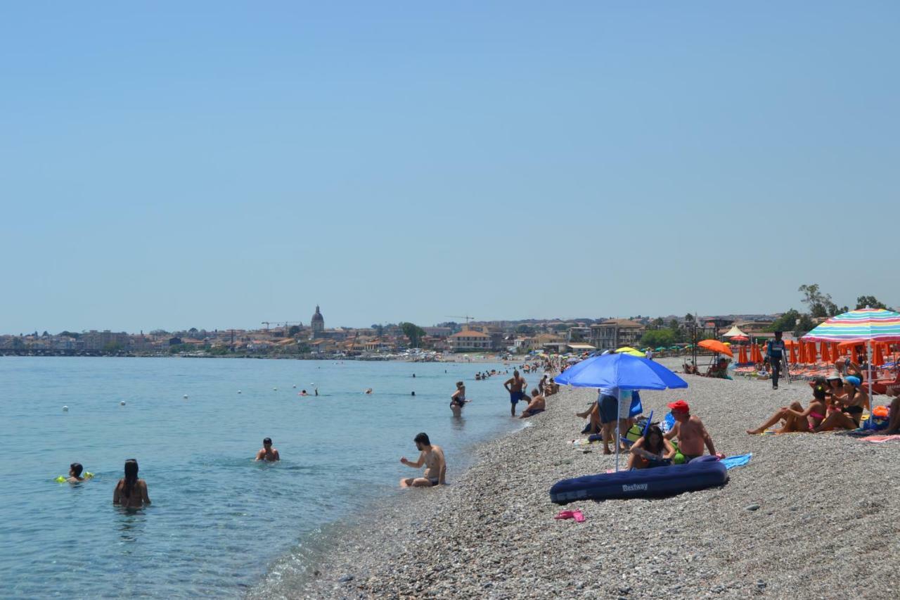 Tulipano 7 Apartman Mascali Kültér fotó